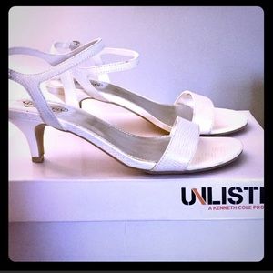 ⬇️LOWEST $ Unlisted white prismatic sandals. Sz 8